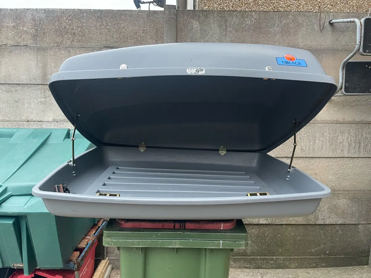 Karrite roof box 350L - Image 1