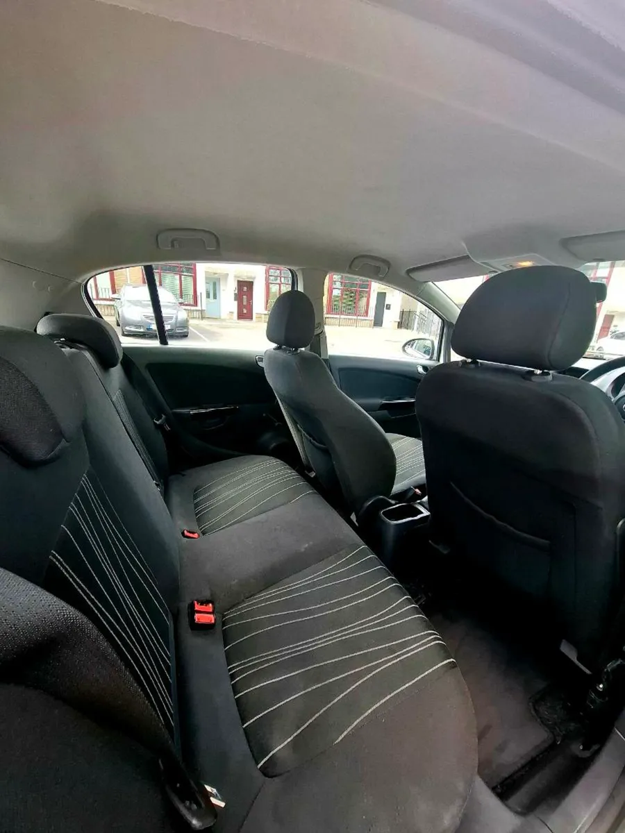 Car (Open Corsa) - Image 4