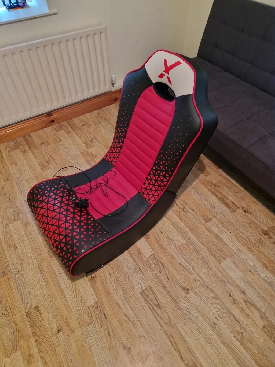 Gaming Chair - Image 1