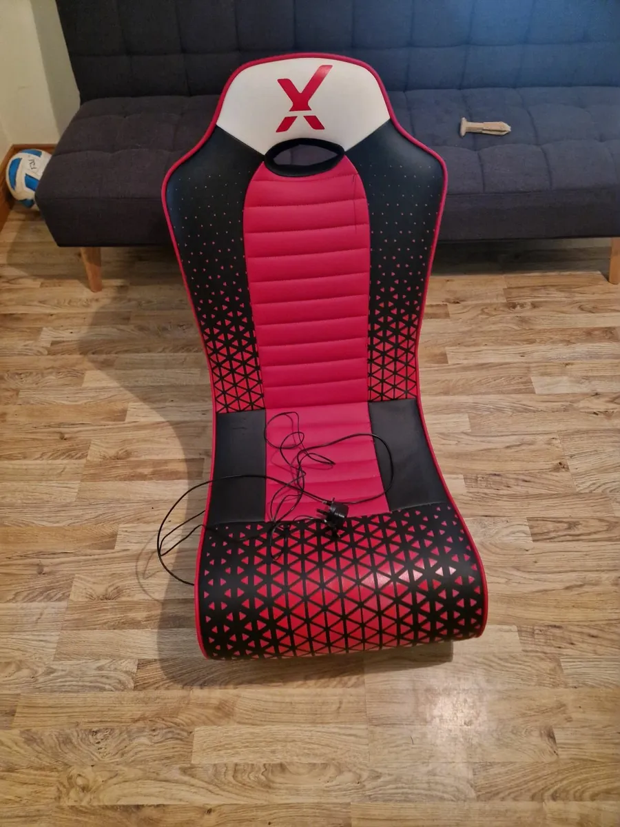 Gaming Chair - Image 2