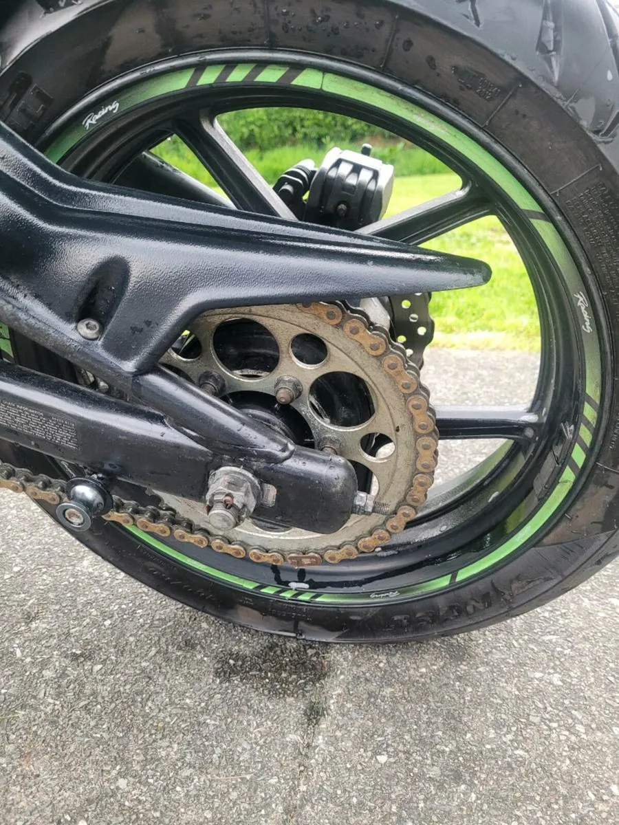 Kawasaki ER 6F - Image 3