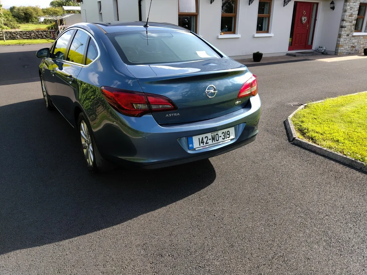 Opel Astra 2014 - Image 4