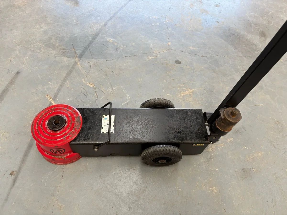 CP 100 TON AIR JACK - Image 2