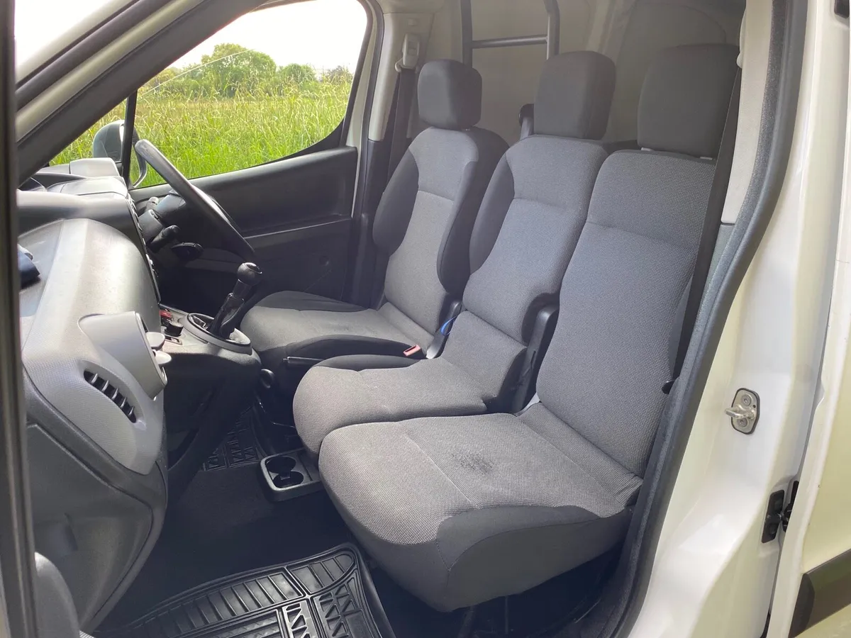 ✅ 2017 PEUGEOT PARTNER NEW CVRT TAXED 4/26 FSH - Image 3