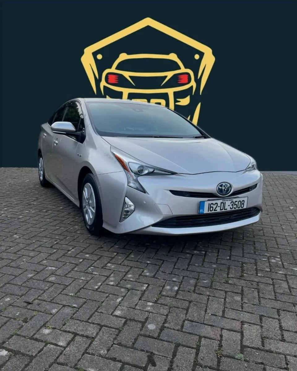 Toyota Prius 162 HYBRID 36000 miles HIGH SPEC - Image 1