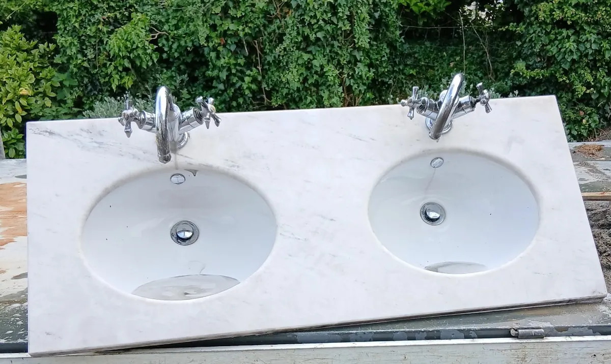 Marble sink