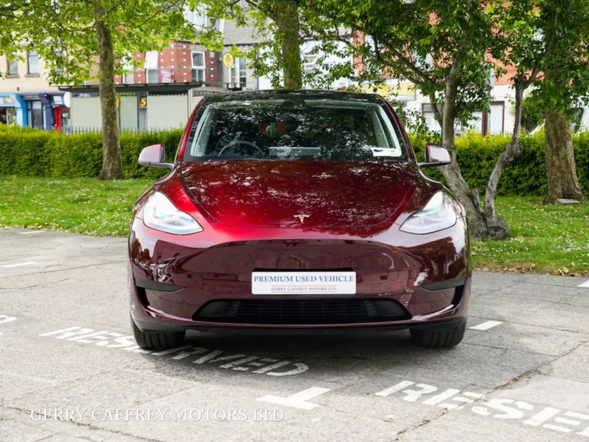 Tesla Model Y 2024 Tesla Model Y Midnight Cherry - Image 2