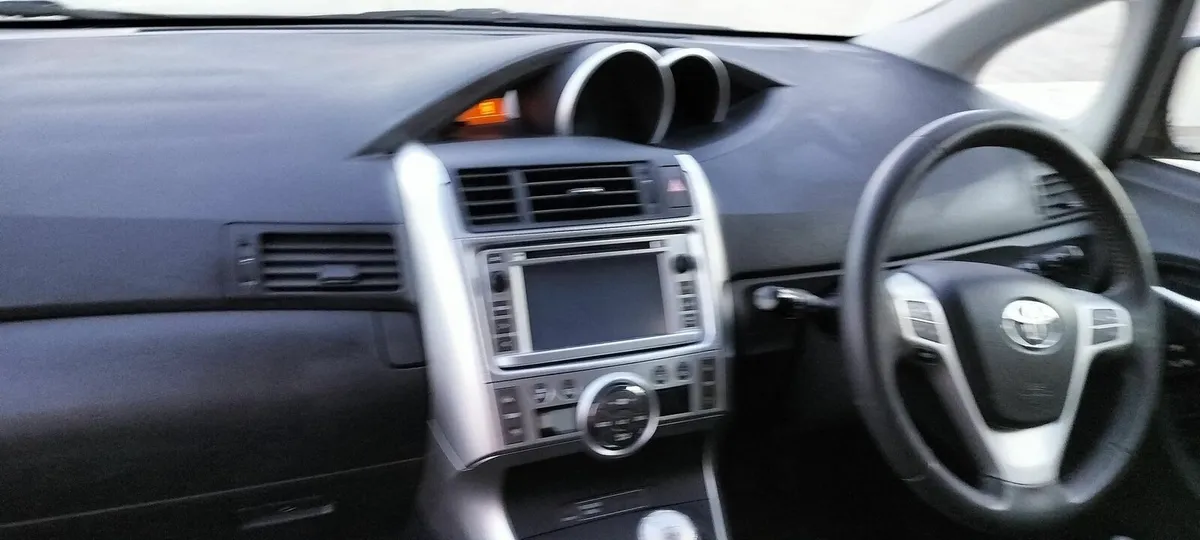 Toyota Verso - Image 3