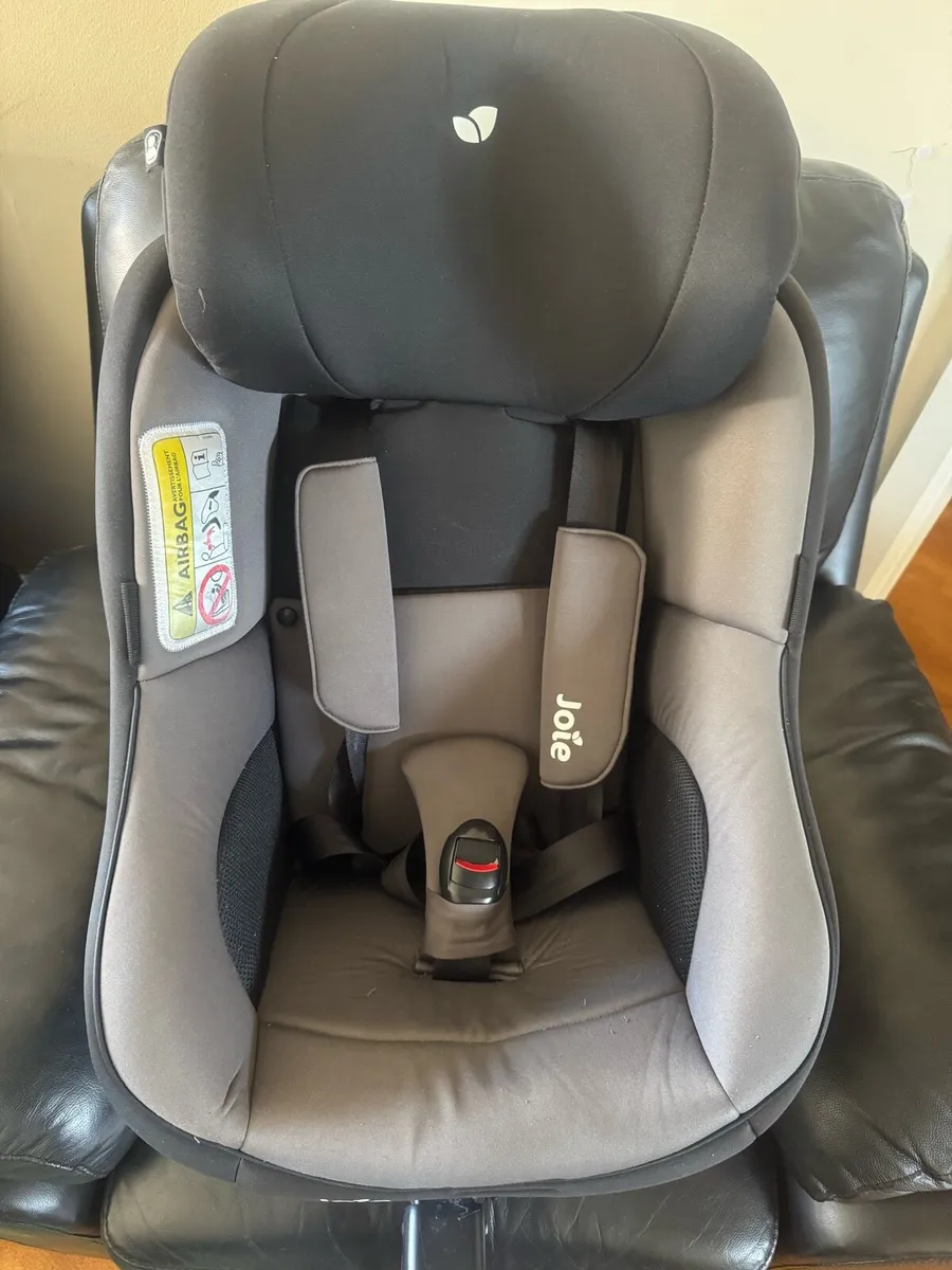 Joie 360 car seat - Image 2