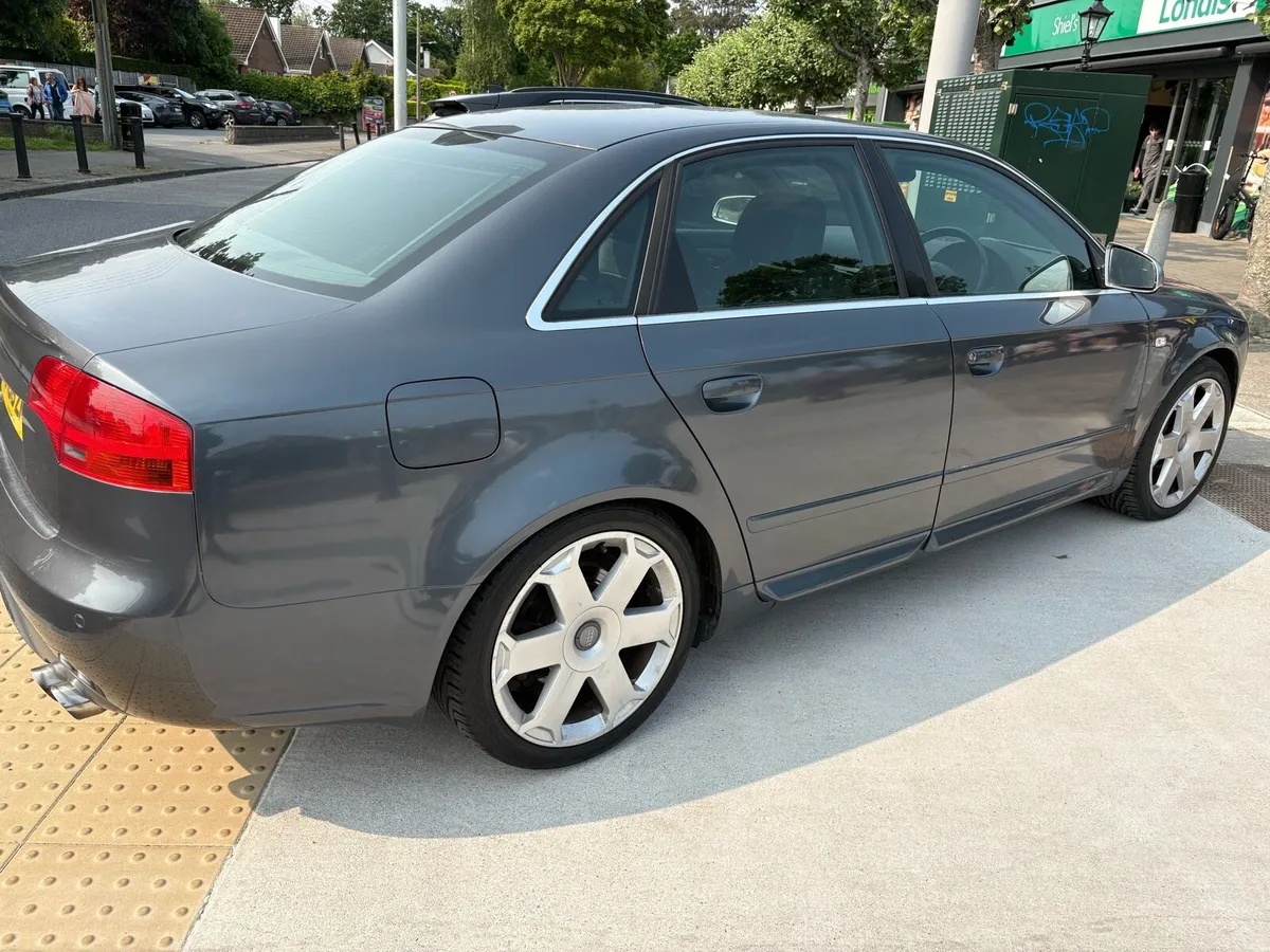 Audi S4  V8 4.2 L - Image 1