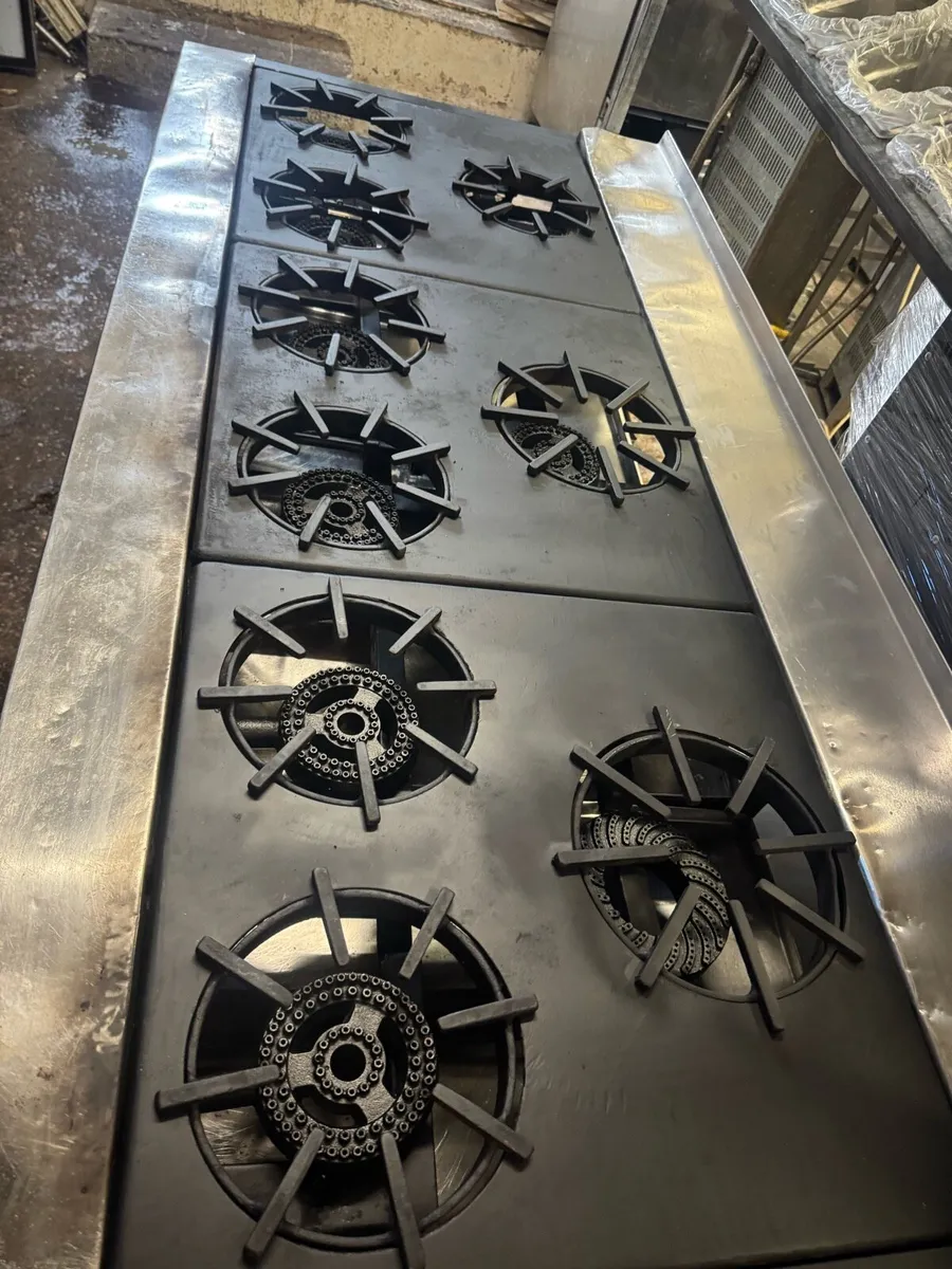 9 Burner Cooker with oven - Image 2
