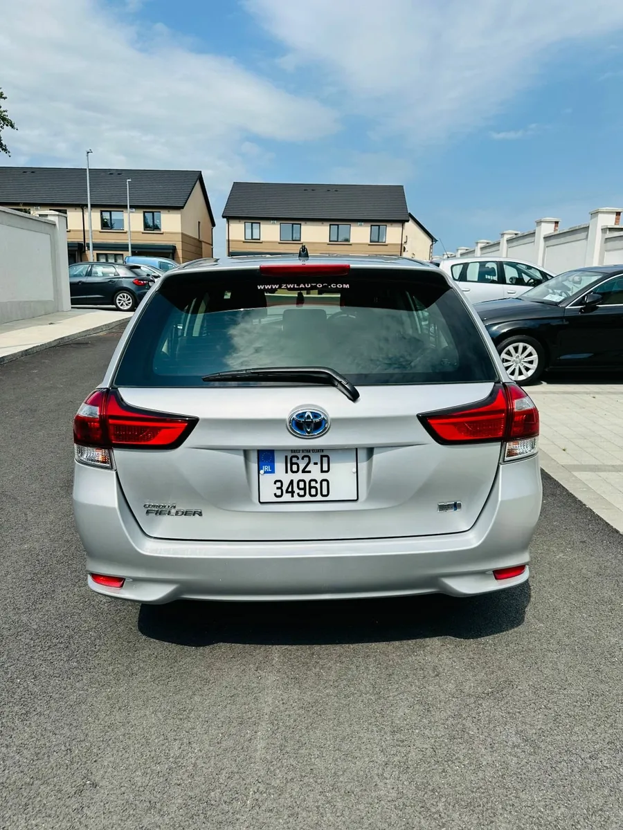 Toyota Corolla 2016 - Image 2
