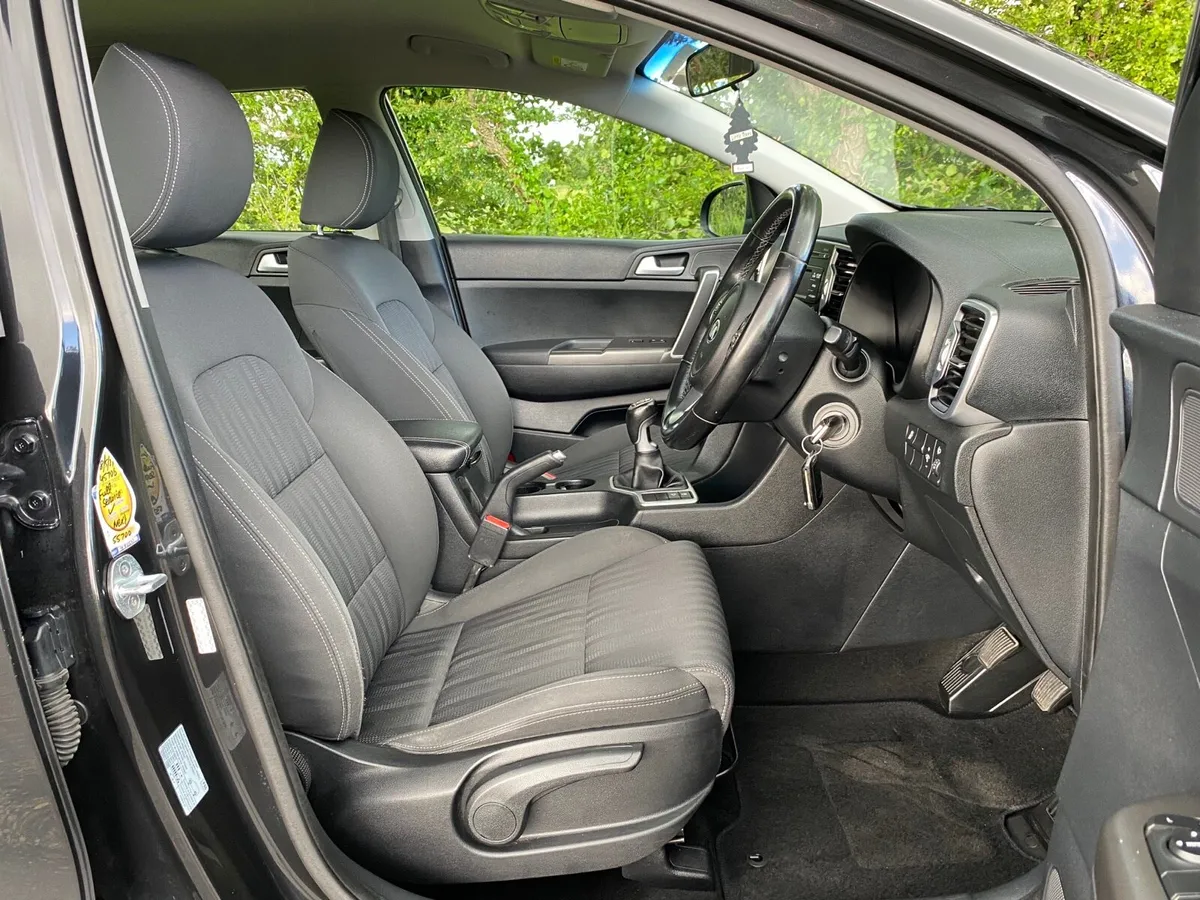 ✅ 2017 KIA SPORTAGE NCT 5/27 TAXED 6/25 - Image 4