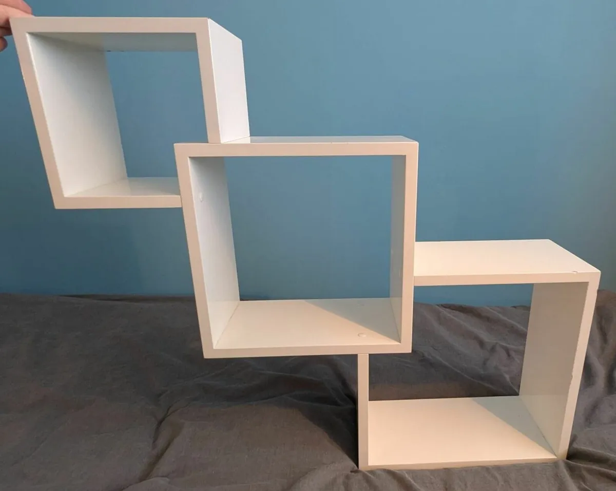 White interlocking box shelf - Image 1