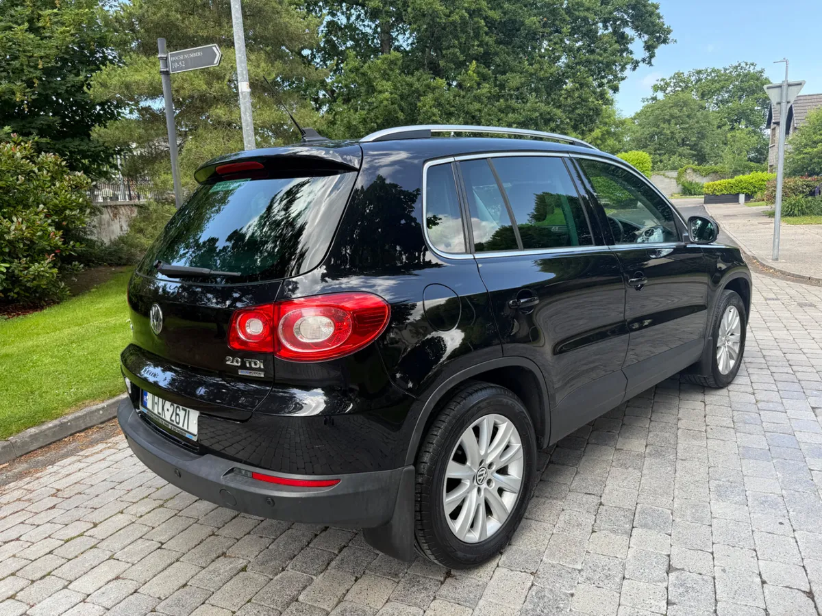 Volkswagen Tiguan 2011 LOW KMS 2.0TDI - Image 4