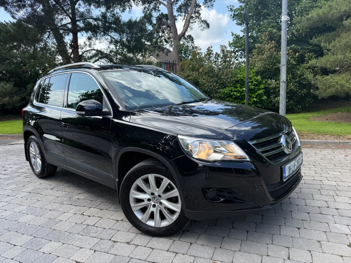 Volkswagen Tiguan 2011 LOW KMS 2.0TDI - Image 1
