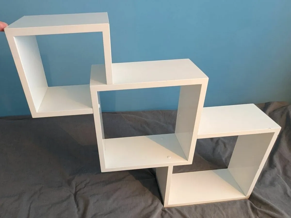 White interlocking box shelf - Image 3