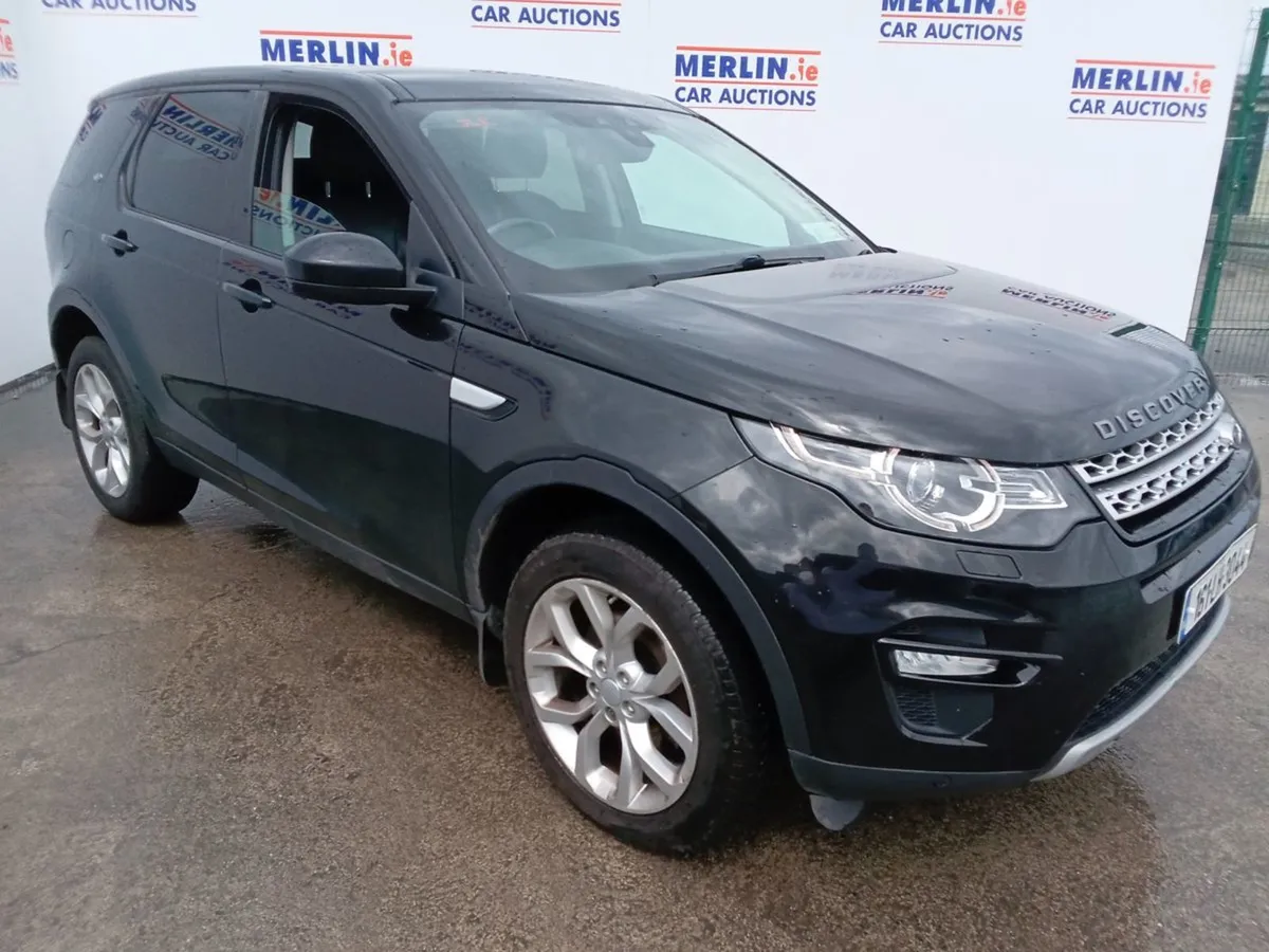 Land Rover Discovery Sport 2.0 TD4 HSE 18 Automat - Image 3