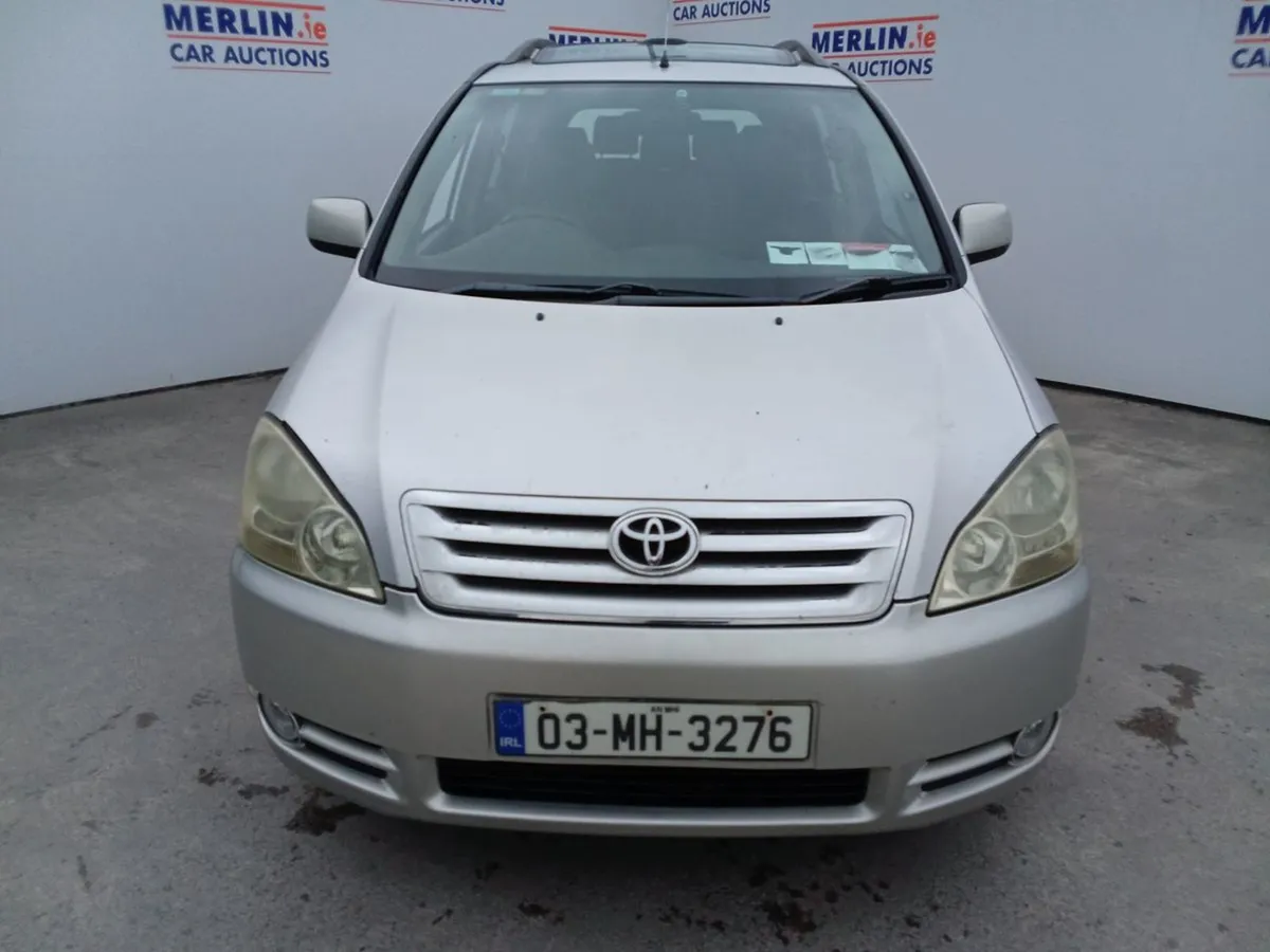 Toyota Avensis SOL 1998 - Image 2