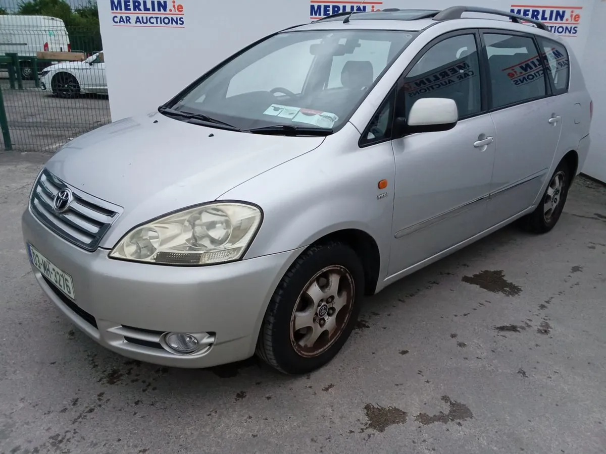 Toyota Avensis SOL 1998 - Image 3