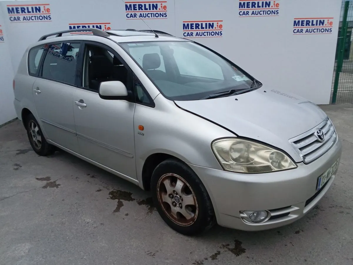 Toyota Avensis SOL 1998 - Image 4