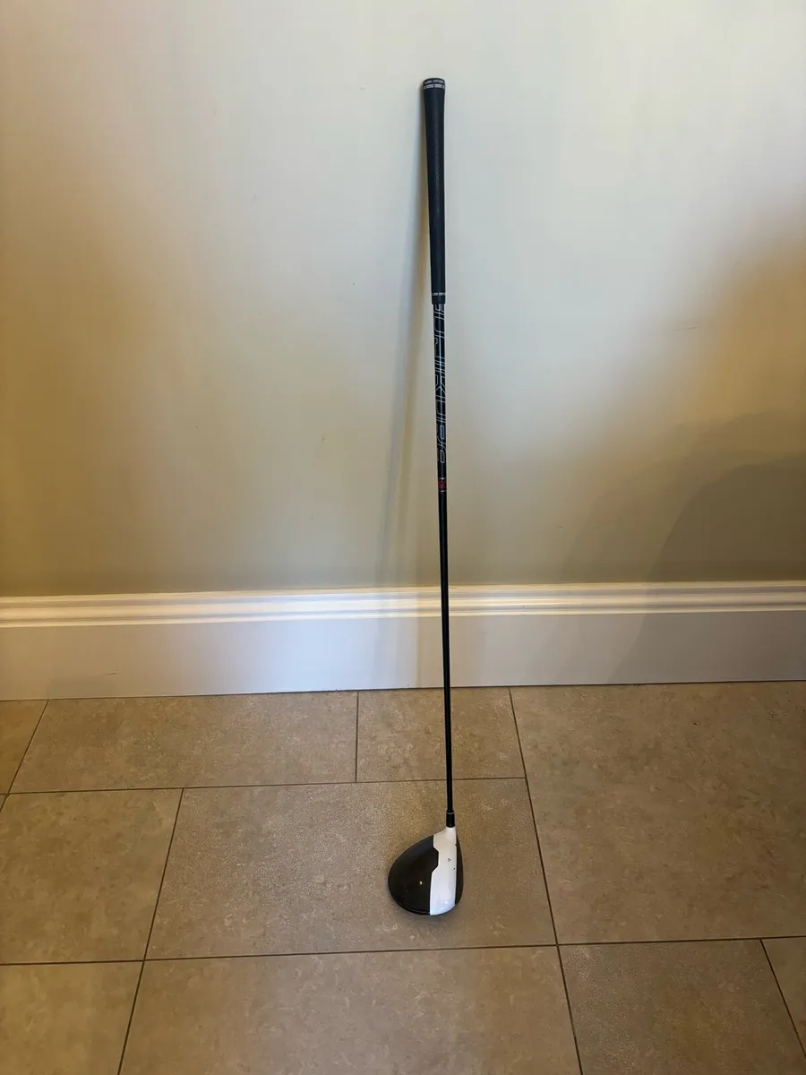 Golf club - Image 2