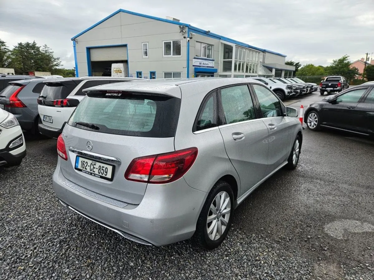 Mercedes-Benz B-Class B 180 D Style 5DR - Image 2