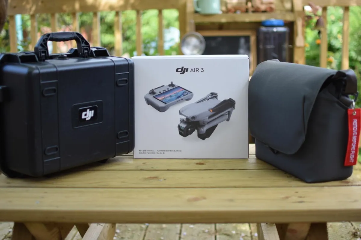 DJI Air 3 combo with hard case - Image 1