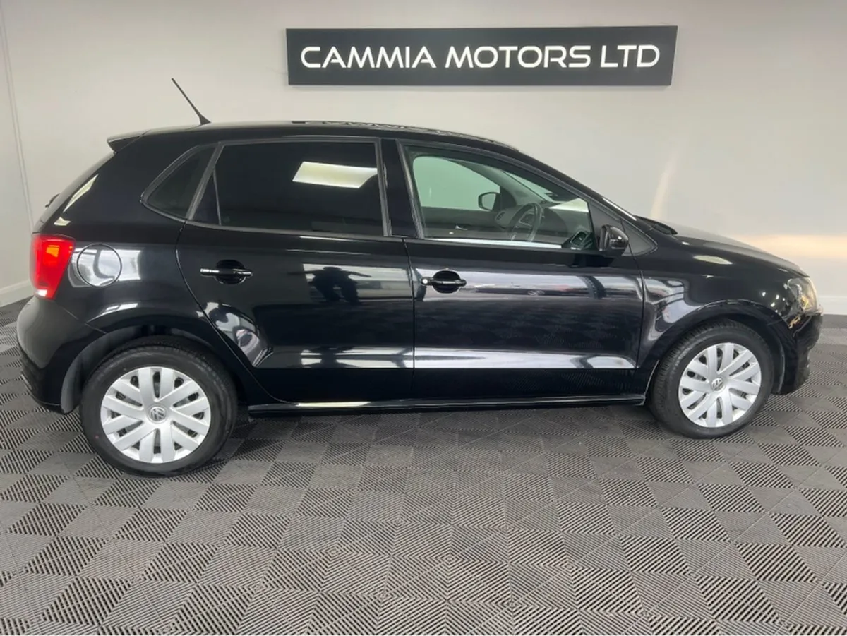 Volkswagen Polo  volkswagen Polo   low Mileage - Image 4