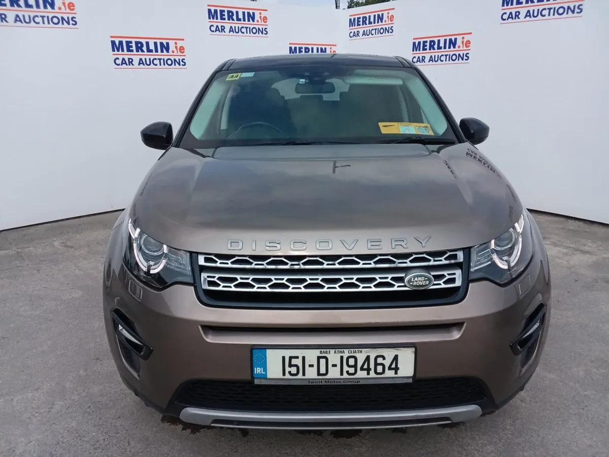 Land Rover Discovery 2.2 SD4 HSE 7 Auto - Image 1