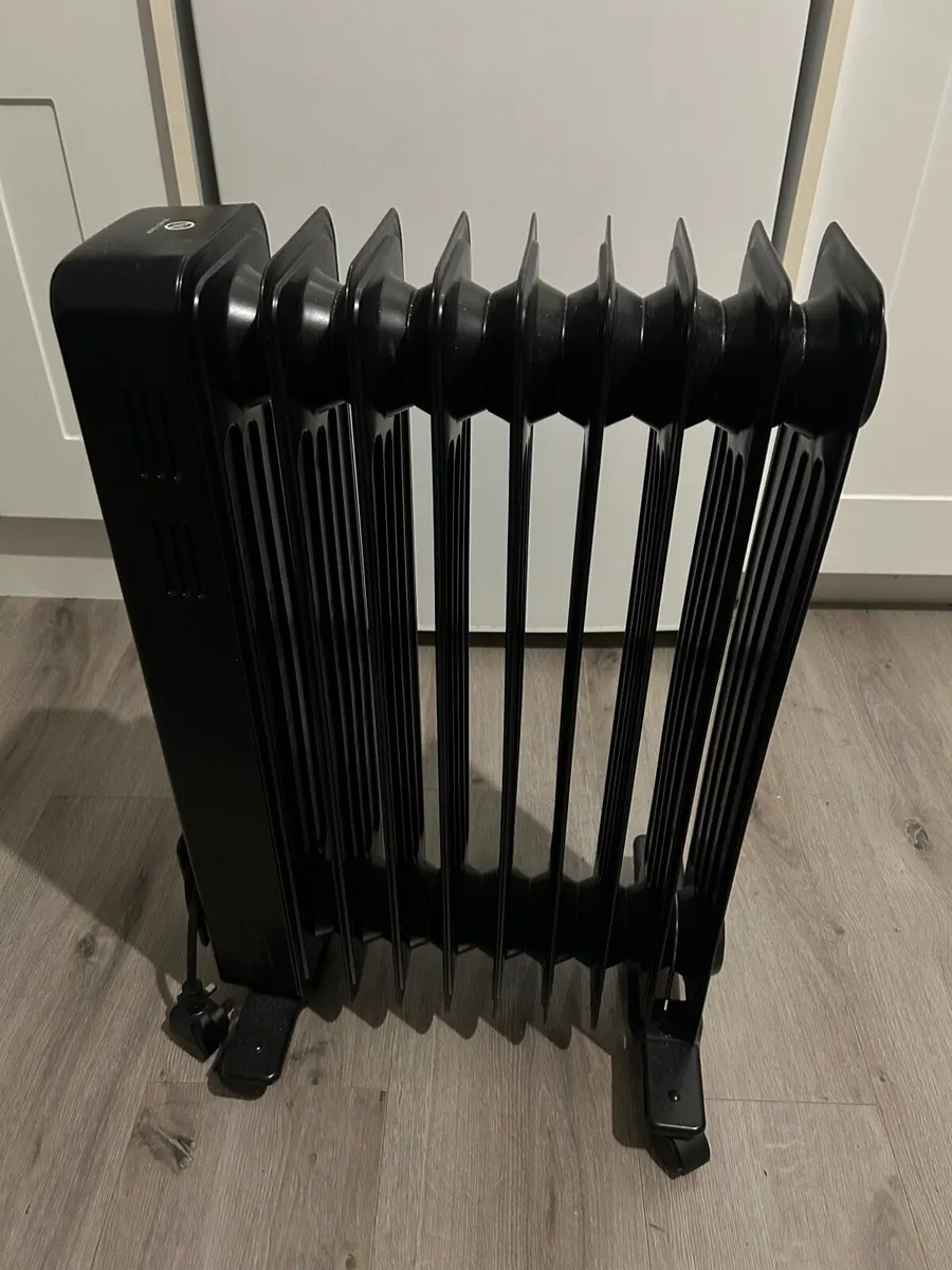 Dimplex 2kW Oil Filled Column Radiator - Image 1
