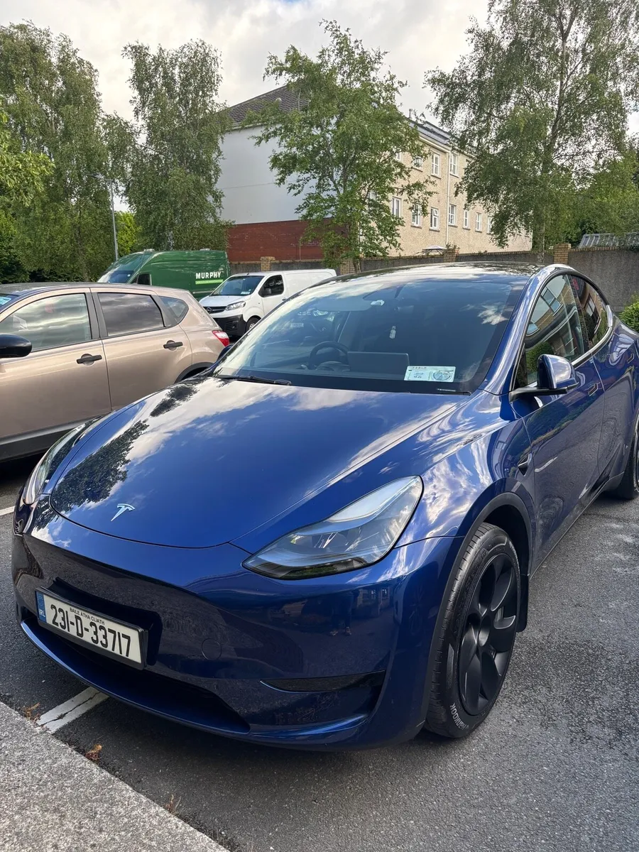 Tesla Model Y RWD 2023 - Image 4
