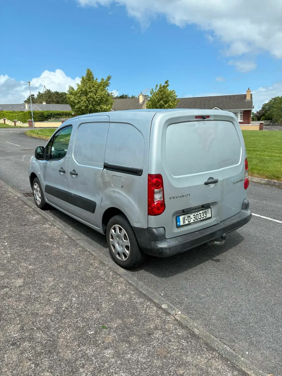 Peugeot Partner 2011 - Image 1