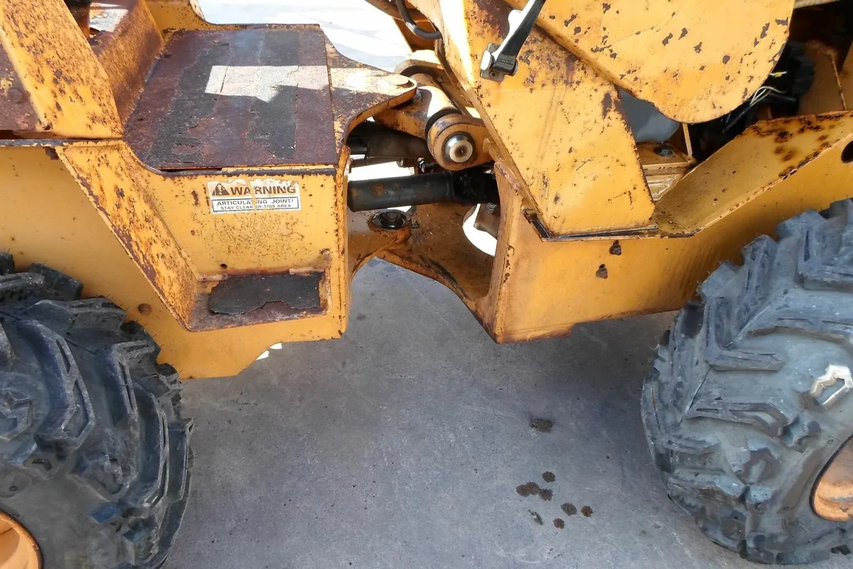 CASE DIGGER AND TRENCHER - Image 4