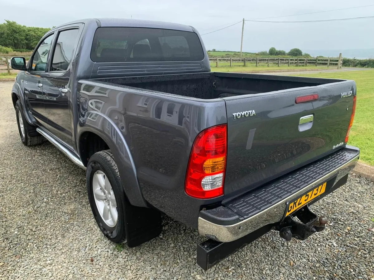 Toyota Hilux 2012 - Image 4