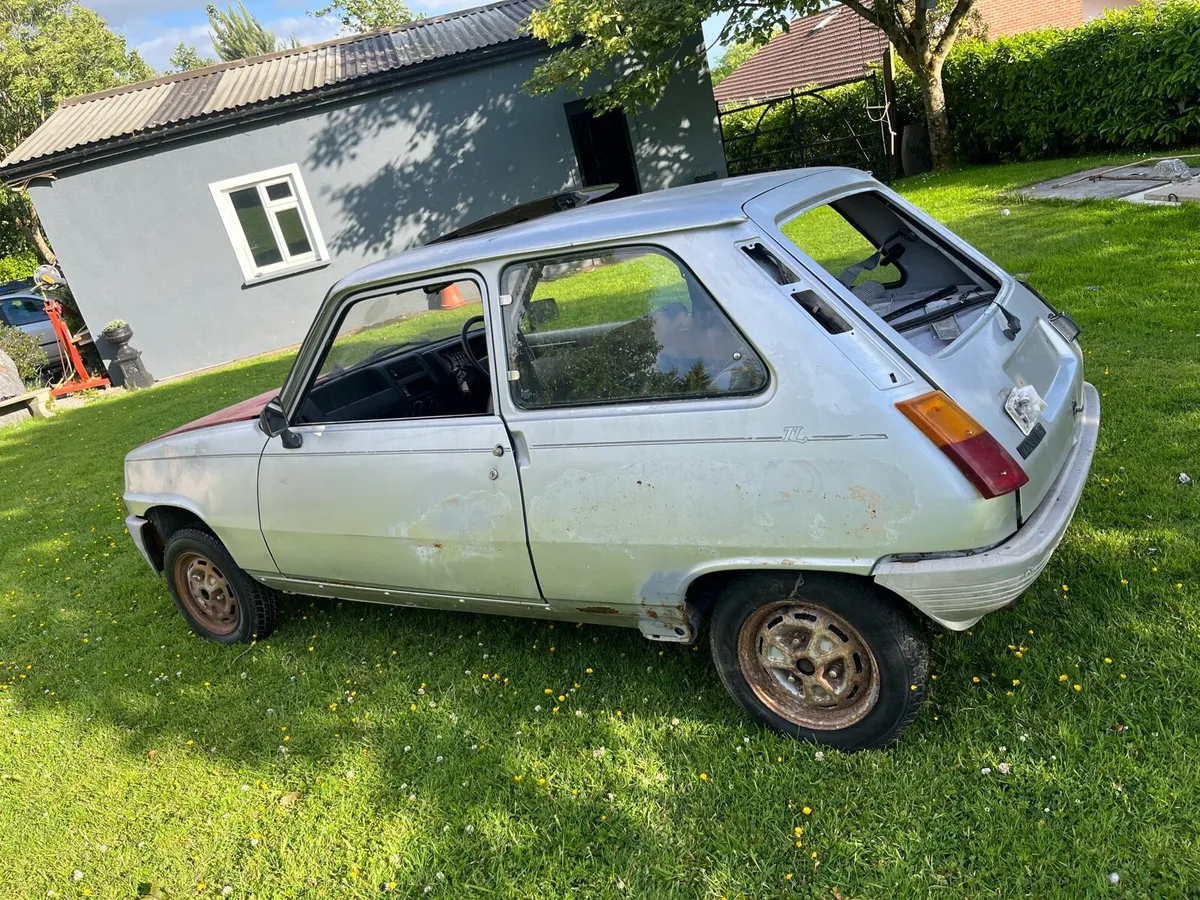 Renault 5 Le car - Image 3