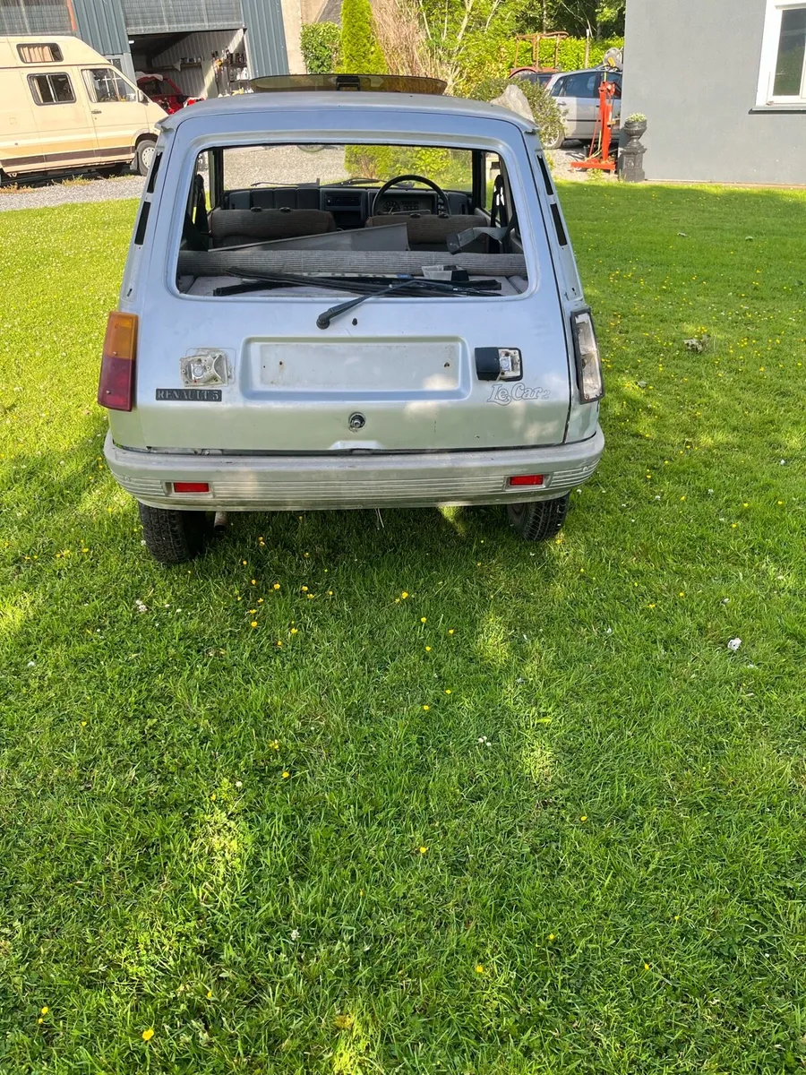 Renault 5 Le car - Image 4