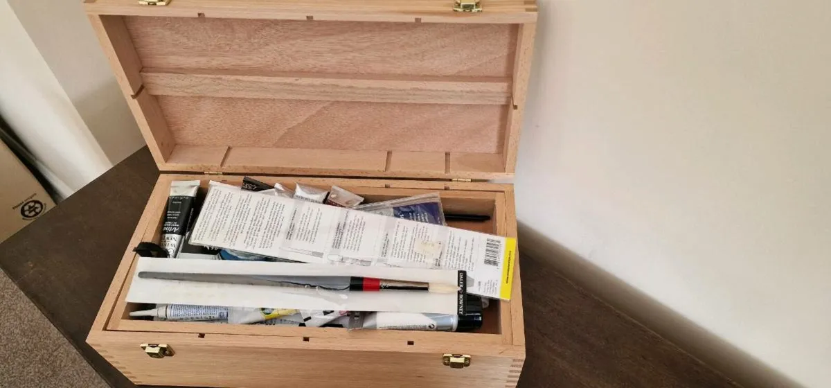 Wooden Artists box with supply of consumables - Image 3