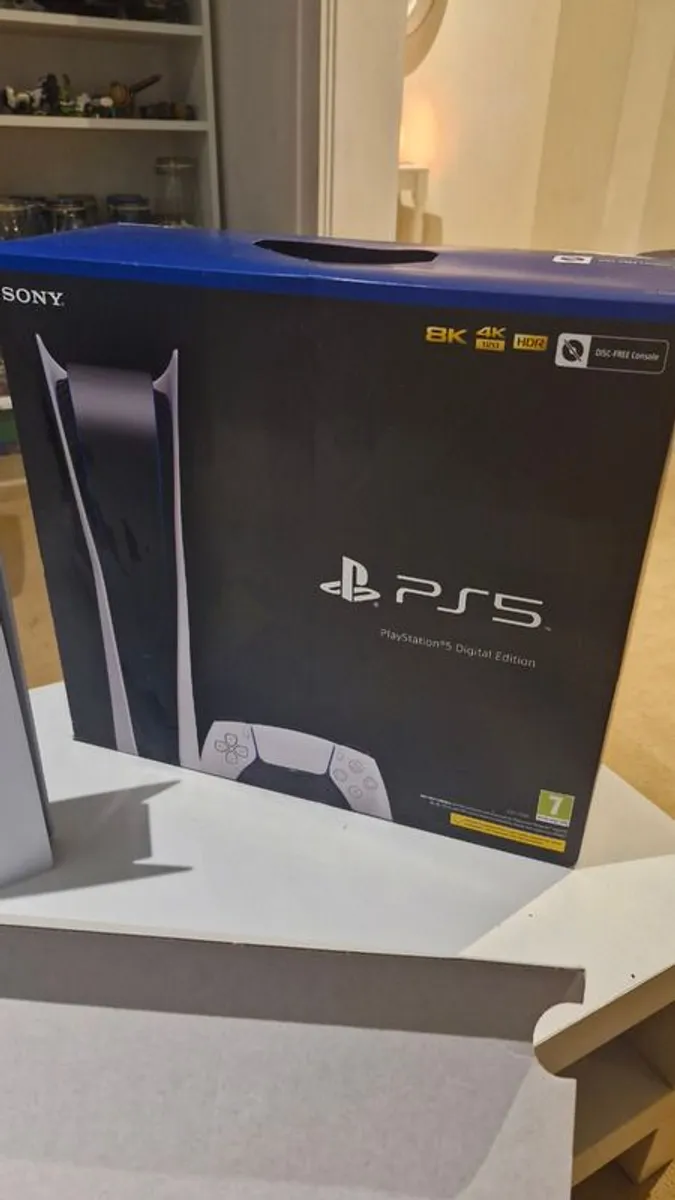 Playstation 5 - Image 2