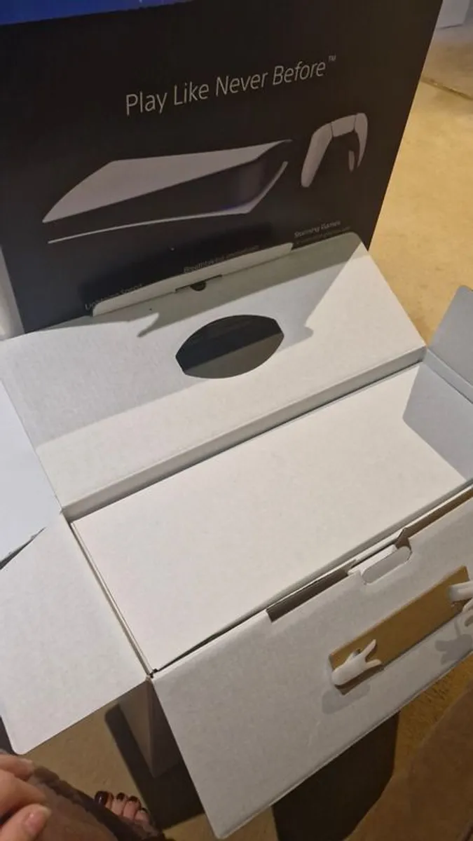Playstation 5 - Image 3