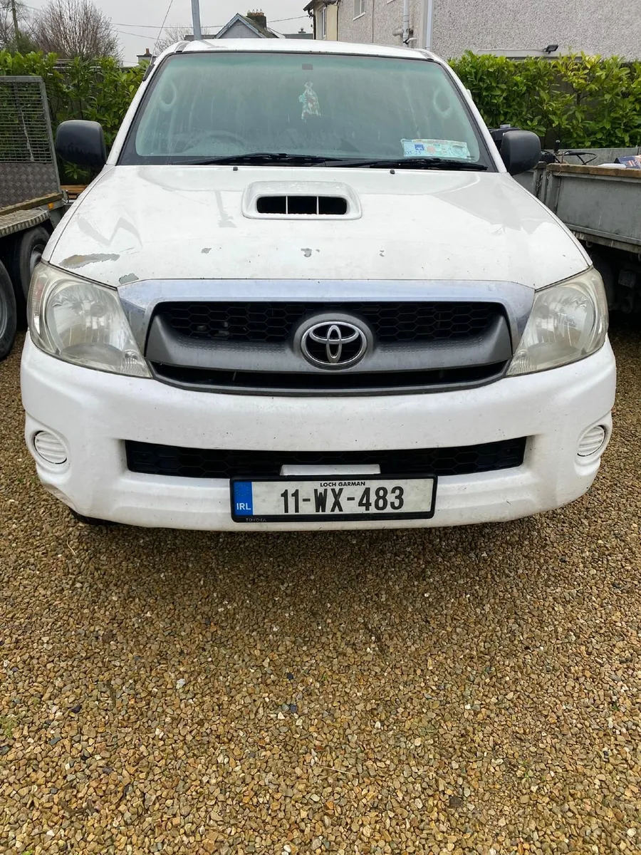 2011 toyota hilux 2.5 - Image 3