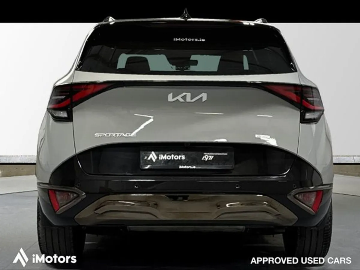 Kia Sportage 2 Tone Phev Anniversary Edition - Image 4