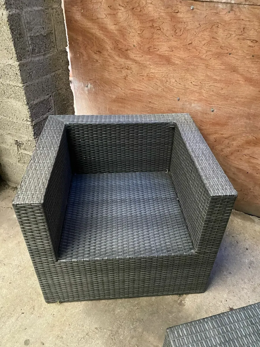 Rattan garden chair - Image 1