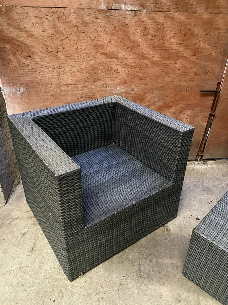 Rattan garden chair - Image 2