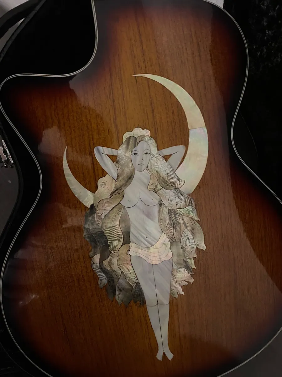 Guitar - Image 2