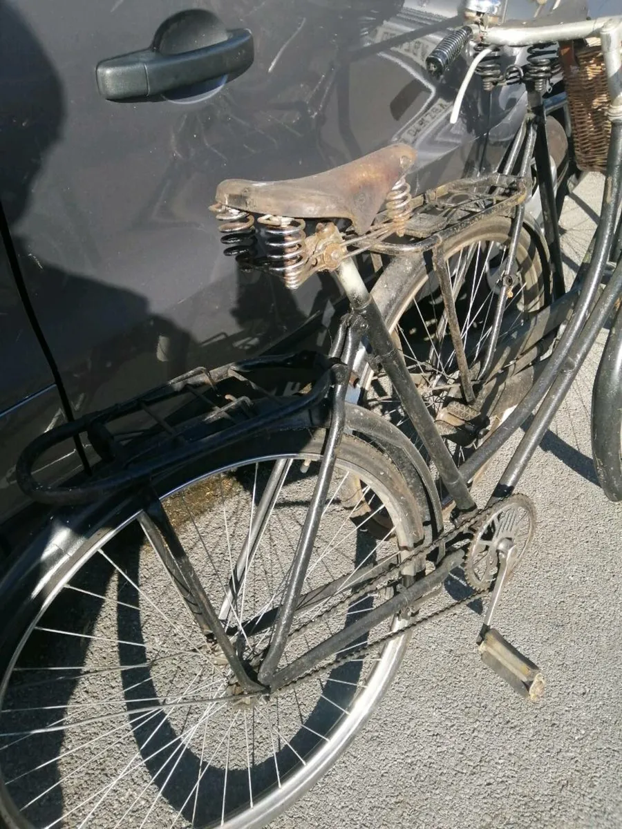 2x high nelly bikes - Image 4