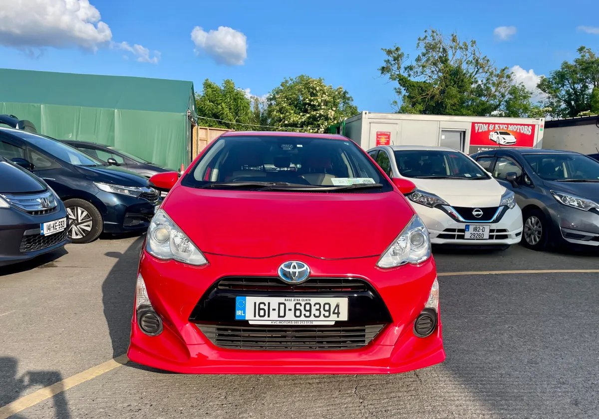 Toyota Aqua 2016 - Image 3