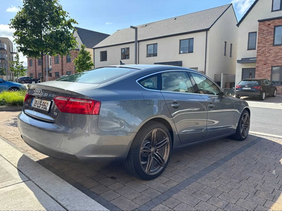 Audi A5 2013 - Image 2