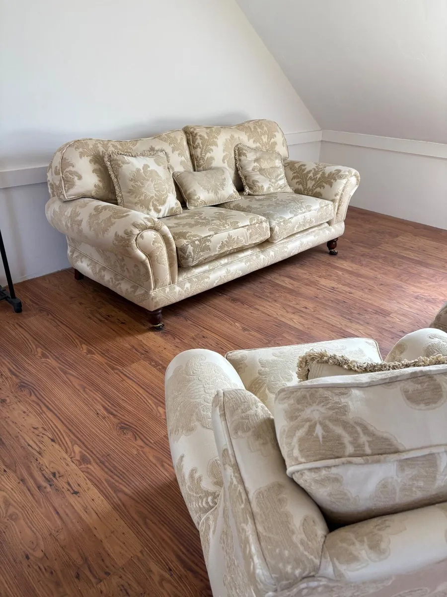 Fineline 3 Piece Suite - Image 2