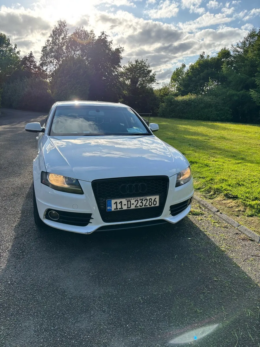 Audi A4 2011 - Image 2